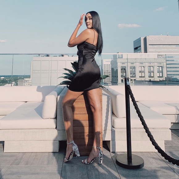 Meet your Posher, Alisha - Picture 1 of 4